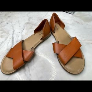 Torrid sandals size 10